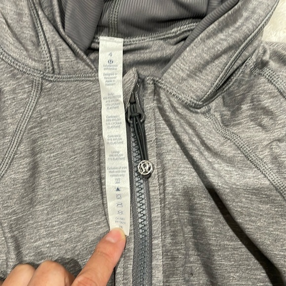 NWT Lululemon daily practice jacket - Picture 4 of 5